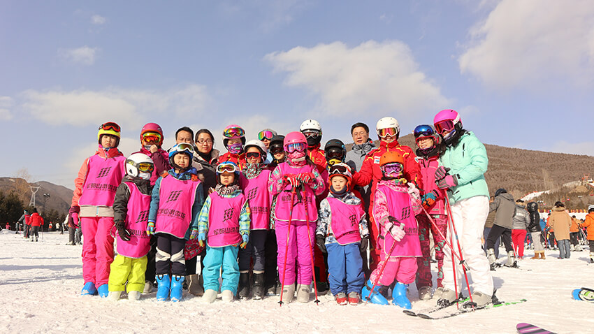 北京 · 军都山滑雪场冬令营